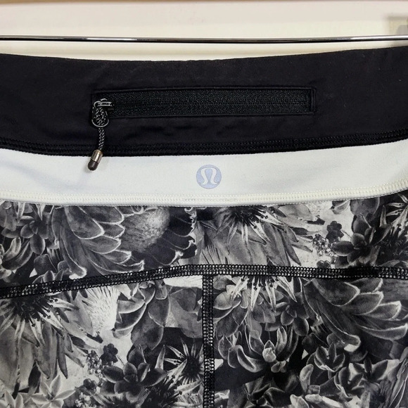 LULULEMON | UP THE PACE CROP - Picture 7 of 10